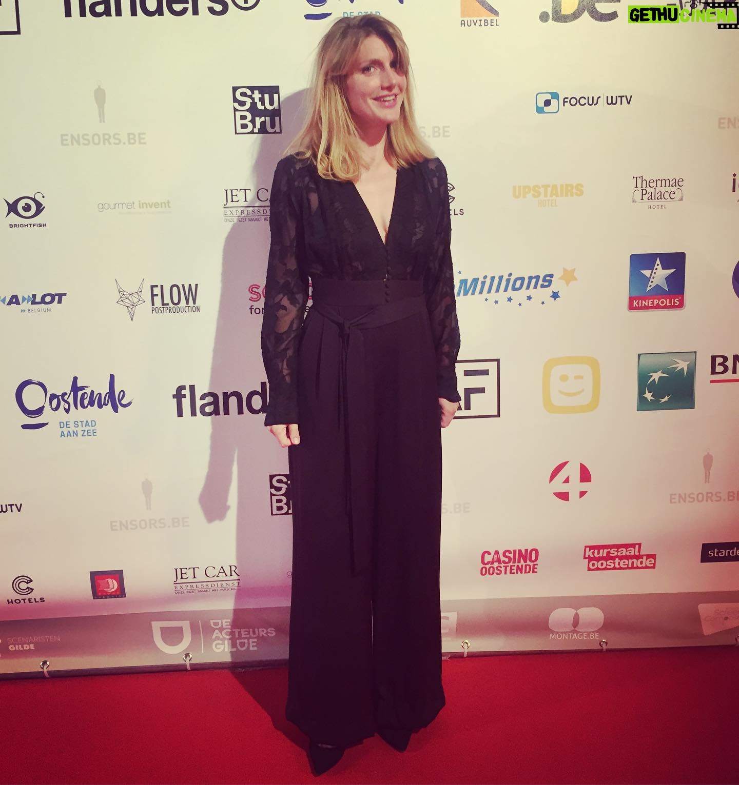 Charlotte Vandermeersch - 609 Likes - Thank you @frenchconnection_belgium for making me feel swell at last night’s Ensors 😘 your outfits rule! Ook dank aan @wouterbouvijn voor de early morning fotosessie haha #ffo #frenchconnection