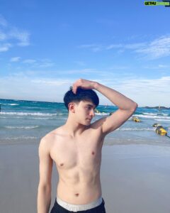 Charoenchai Khantichaikhajohn Top 100 Instagram Photos and Posts
