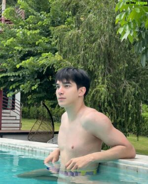 Charoenchai Khantichaikhajohn Instagram - เขาใหญ่ แต่ผม…ตัวเล็ก!? 😳 #khaoyai ⛰️