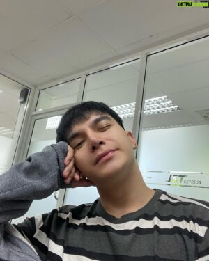 Charoenchai Khantichaikhajohn Instagram - Need Something!! But what?? 🤔