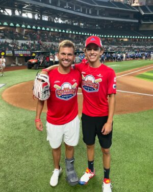 Chase Chrisley Instagram - HAPPY 18th BIRTHDAY to the best brother a guy could ask for! I love you so much and i am so proud of the young man you are becoming! You deserve the world and it’s yours to conquer! I got your back forever!! I love you buddy!! @graysonchrisley