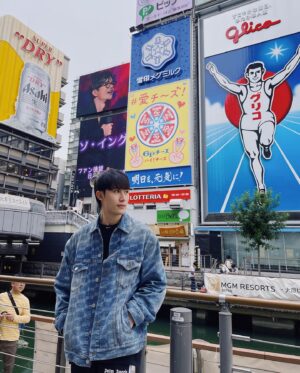 Chawinroj Likitchareonsakul Instagram - Goooo ! 🇯🇵🖤☔️