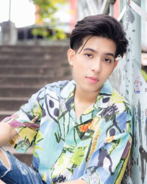Chayakorn Jutamas Instagram - ห่างหายไปนาน..ไม่มีรูปจะลง🤣🤣
ผมต้องขอขอบคุณพี่ๆเพื่อนๆ และแฟนคลับทั้งไทยและอินเตอร์ทุกๆคนนะครับ สำหรับคำอวยพรและของขวัญวันเกิด รวมถึงกิจกรรมอื่นๆที่ทำให้ผม ผมขอบคุณมากจริงๆคับ และหวังว่าเราจะได้เจอกันในเร็วๆนี้ Thank you sooo much for your continued support krub❤❤❤