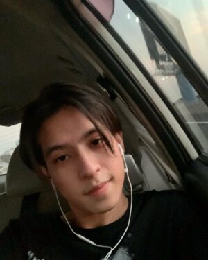Chayakorn Jutamas Instagram - 😶