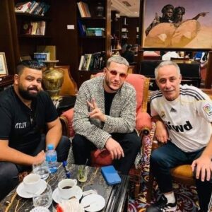 Cheb Bello Instagram - Khawa♥️😍
@abdelkader_secteur 
@djsnake