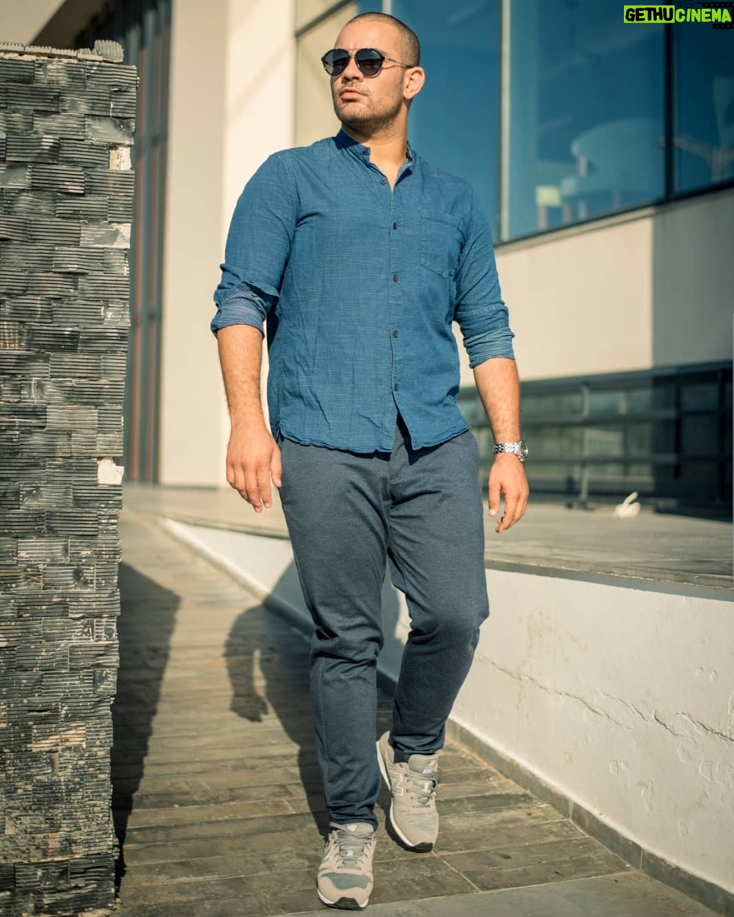 Chedi Amir - 3 Likes - The best accessory for a woman, #handsome #man ! @chedi.amir
❤🤗🥰📷
#lifestyle #musician #music #singer #artist #art #chediamir #fashion
Credit by @nour_landolsi_photography_