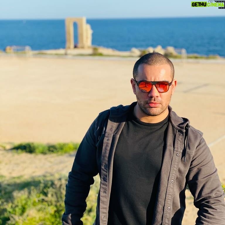Chedi Amir - 3 Likes - " L'art donne vie à ce que l'histoire a assassiné. "