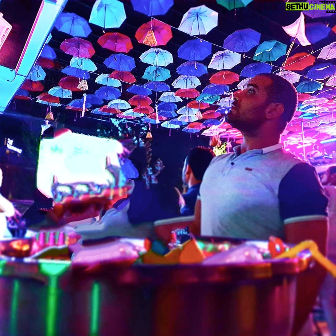 Chedi Amir - 3 Likes - Umbrella ☂️☂️☂️🌂🌂🌂
@chedi.amir
#party #umbrella #umbrellas #summer #Sousse #tunisia #chediamir