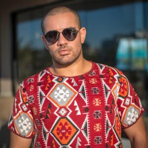 Chedi Amir Instagram - When in doubt, wear red _ #Bill_Blass
Starring @chedi.amir
Credit by @nour_landolsi_photography_
#art #artist #look #fashion #red #me #sunglasses #chediamir #chedi_amir #tunisia #tunis #tunisie  #شادي_أمير  #تونس