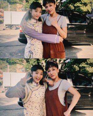 Chen Si Ling Instagram - 第一次去拍戲說台灣 超好玩的啦😆😆😆

小時候就超愛看戲說的 
知道有機會可以去試鏡我真的超級興奮🤣🤣

全部集數目前都已經播放完畢 
在YouTube 都可以看得到了！！！

真的很感謝兩位導演以及現場所有工作人員
和演員前輩們的照顧 
除了指導我表演還要教我念台語 XD
我真的是去讓大家修身養性的 
各位辛苦了🥹😭🙏🏻💖💖

害羞如我 很多合照都是殺青才拍的
甚至有好幾位來不及合照😣😣
下次還有機會拍戲說的話我會不要那麼害羞的🥲🥲🥲

#戲說台灣
#池王爺解生死劫