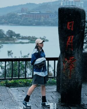 Cheney Song Instagram - 極致幸福的呼吸著燦笑著。