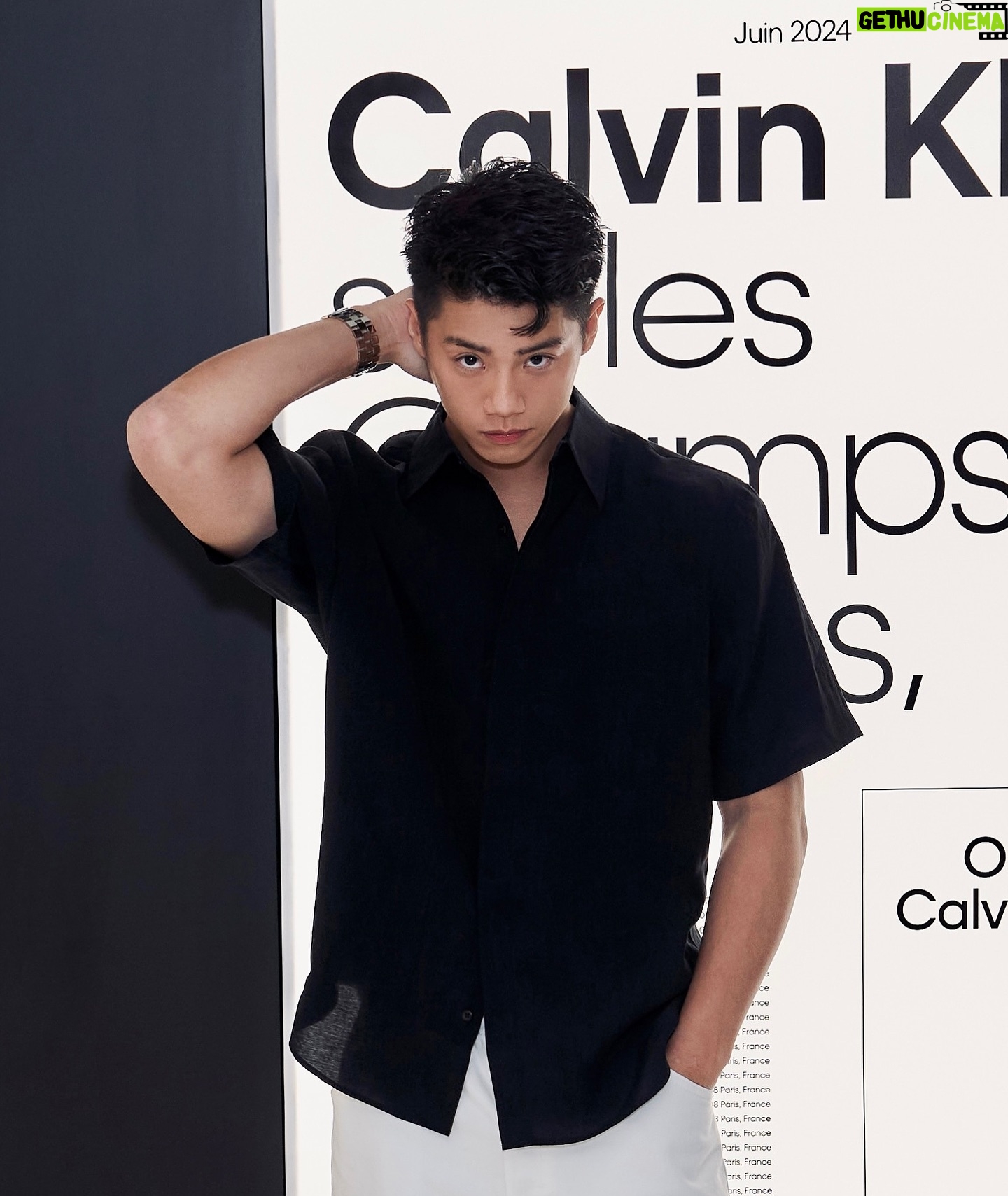 Cheng Chang Fan - 6.9K Likes - Thank you @calvinklein for having me at such an amazing celebration! I’m so happy to start my fashion week on such a high note! The new CK Global Flagship store on the Champs-Élvsées has a fantastic selection of all the classic pieces. TI definitely make time to visit again next week🤍🤍🤍🤍🤍
#ad