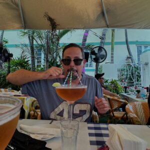 Chente Ydrach Instagram - Último día en Florida cabrones. Gracias por todo. 
Miami en la casa!!