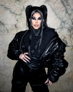 Cherry Valentine Instagram - Don’t make me beg 4 u ⚔️

@londonedition celebrating @charli_xcx album launch for #CRASH last week. ❤️‍🔥