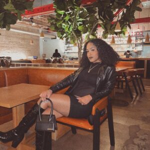 Cheryl Des Vignes Instagram - I would enter a SZA lyric here but I can’t relate 💔
.
.
.
.
.
.
.
.
.
.
.

#outfitinspiration #fashionstyle #designerwear #explorepage #styleblogger #fashion #lookbook #minimalstyle #blackoutfit #discoverunder50k #fallfashion #goingoutfashion #outfit #streetstyle #streetfashion #ootd #ootdfashion