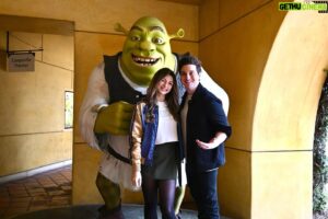 Chester Rushing Instagram - Great catching up with our Pal Shrek ✨I even learned some new moves from the Dragon Warrior himself 🐉 @Dreamworks 

#dreamworks #travel #animation
