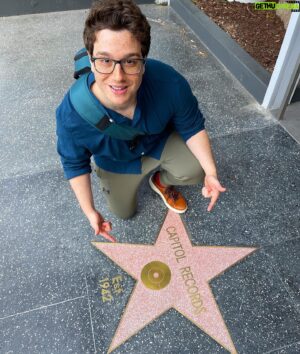 Chester Rushing Instagram - Capitol Records, where legendary people lived some of the most iconic music history! In the video you see the stars of fame for “The Beatles”  How Cool!!!🛸😎✌️✨🎶 

#music #travel #thebeatles #earth