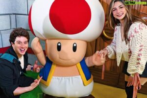 Chester Rushing Instagram - It’s Toad!?! Super Nintendo World @unistudios was Awesome.🍄 Who’s your favorite Super Mario universe character?

 #nintendo #supermario #toad #universalstudios