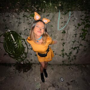 Cheyenne Isabel Wells Instagram - Halloween 💙🧡