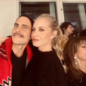 Cheyenne Jackson Instagram - Played Tom Sandoval tonight alongside some hilarious and legendary people for @bravotv.  Also…SO honored to play alongside my fav @nbcsnl ladies @chloeiscrazy & @sarahsquirm Love to @chrissyteigen, @bradgoreski and legendary @therealsusanlucci who played Sheana Shay.  Thanks @bravoandy for bringing us all together.  #SCANDOVAL