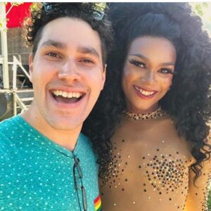 Chi Chi DeVayne Instagram - Had a blast today at pride on the planes with @kikiballchange