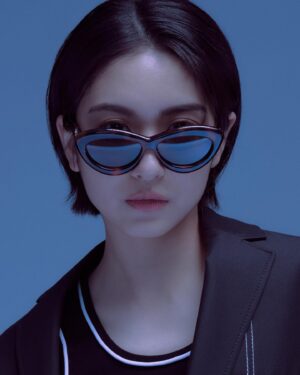 Chia-Wei Chu Instagram - Fashion @loewe 🤎🖤🩶🤍

📸Photographer @kyleangusssss 
💄Mua @momo_1201_ 
💇🏻‍♀️Hair @liz_makeup0421 @_zpeiyu 
🧑🏼‍🎨 cute partner @pengxuan__ 
💚Studio @kidensha