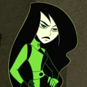 Chiara Lucia Preziosi Instagram - Qual è la vostra cartoon goth girl preferita? E perché proprio Shego?
.
.
.
.
#instantcosplay #cosplay #kimpossibile #shego #shegomakeup #twitchitalia #cartoongothgirl