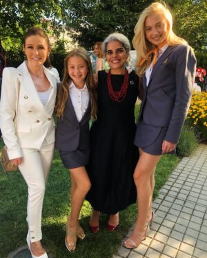 Chiara Nella Kekrt Instagram - Minulý rok v červnu jsem měla tu čest zpívat w/ @nela.duchacova ♥️ na Velvyslanectví Kanady v Praze🇨🇦. Byla to pro mne nezapomenutelná zkušenost, za kterou děkuji mé úžasné @sunnycanadian ♥️🫶🏽 a také bývalé kanadské velvyslankyni paní Ayeshe Patricii Rekhi🙏. 

@ayeshapatricia 
@jan_lipavsky 

#embassy #of #canada #national #anthem #czech #singer #memories #forever #gratefull #honor #thankyou #czechrepublic