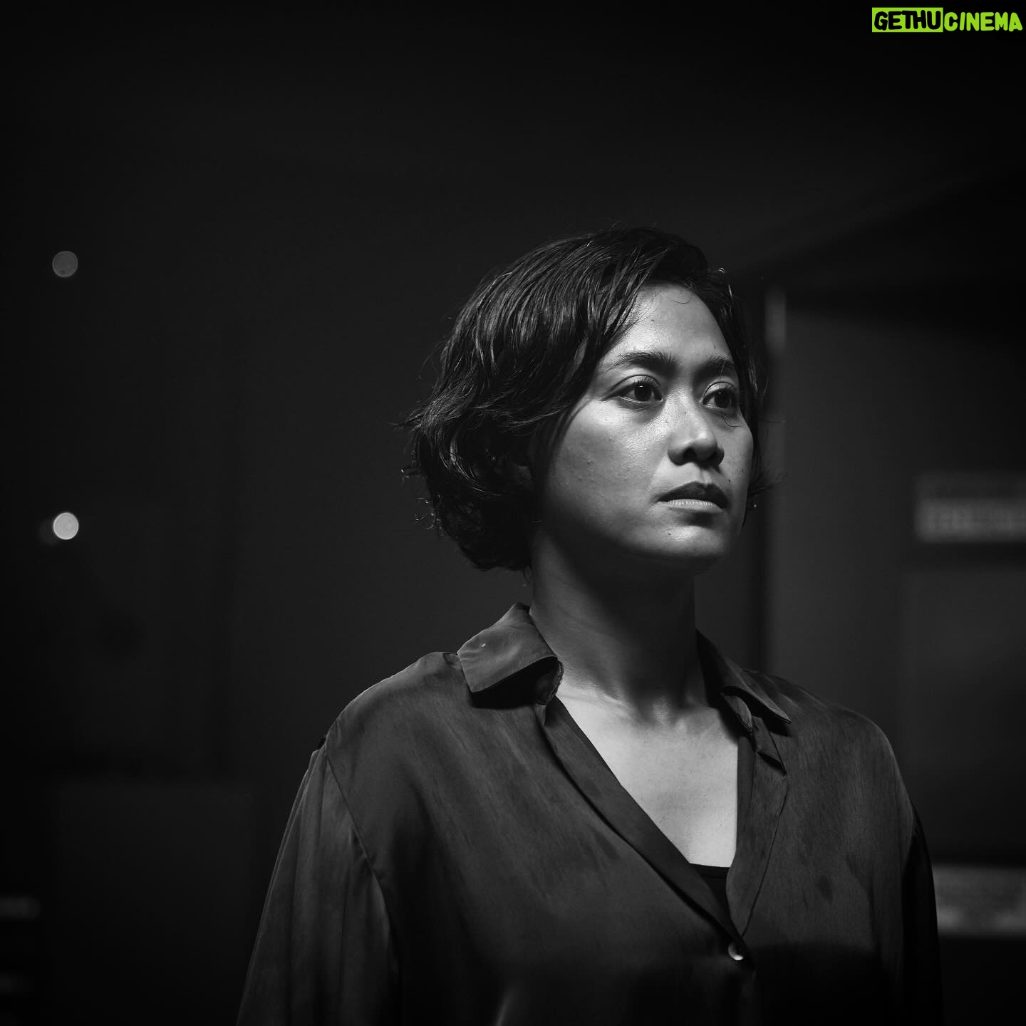 Chicco Kurniawan - 10.6K Likes - Peek a 👻 @13bomdijakartafilm on @netflixid !
x
#stillphotography #stillphotographer #behindthescenes #candidphotography #filmmaking #makingof #trirtn #blackandwhitephotography