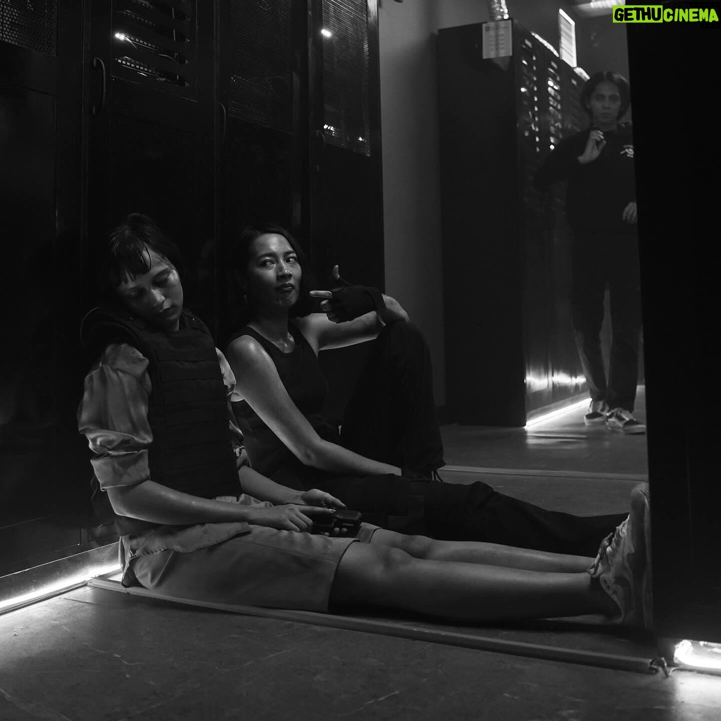 Chicco Kurniawan - 10.6K Likes - Peek a 👻 @13bomdijakartafilm on @netflixid !
x
#stillphotography #stillphotographer #behindthescenes #candidphotography #filmmaking #makingof #trirtn #blackandwhitephotography