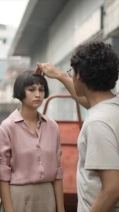 Chicco Kurniawan Instagram - Kayaknya tunangannya William itu Oscar deh, bukan Agnes 🥲💔

Tonton #13BomdiJakartaFilm tgl 28 des dan cari tau siapa tunangan Will yang sebenarnya 💍