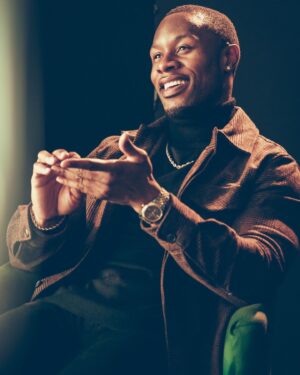 Chido Nwokocha Instagram - 5/17🎂 Truly blessed #taurus 👑 
.
.
.
I appreciate the love 🩵 y’all put a smile on my face. 🥹🙏🏾
.
📸 @nogenbeckphoto 
.
#taurusseason ♉️ #naija #smile #birthday