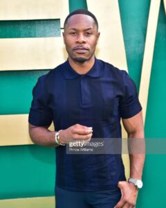 Chido Nwokocha Instagram - Premiere night 🎭 “ the wiz “ 
.
.
Incredible stage play directed by the talented @brianjordanjr a MUST see in Atlanta. Loved it!
.
👕 @ferragamo 
👟 @ferragamo 
.
#theatre #latenights #smooth