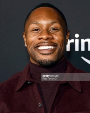 Chido Nwokocha Instagram - Premiere night 🥂 #SomethingfromTiffanys
.
Thank you to @hellosunshine @primevideo and @amazonstudios December 9th can’t wait for y’all to watch! And I got to share this fun night with my brother @boozibuz 
.
.
.
#amazonprime #holidayseason #movienight #gq