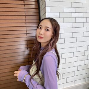 Chika Anzai Instagram - 【響け！ユーフォニアム3】
ED主題歌「音色の彼方」発売記念インターネットスタンプ押し会🎺

ありがとうございました！！！

初めてのスタンプ押し会…！！！
最終的にともよがアシストしたあやちゅ先生のデザイン性が爆発した最高の押し会でした🤣
楽しかった〜！！

当選した100名の皆様おめでとうございます🎊

音色の彼方のお話や、作品のお話もしました！
ぜひまだ観てない方はアーカイブでご覧ください🌟

次は12話の放送ですね！
お楽しみに…😭

📷
①②みんなと〜🫶

③練習で押した未来に帰りそうなチューバくん😇

④⑤⑥萌絵が撮ってくれたよ〜❤️

hairmake @smode_shinobu 

style @shingo_tsuno 

#ユーフォ3期
#anime_eupho
#音色の彼方
#黒沢ともよ
#朝井彩加
#豊田萌絵
#安済知佳
