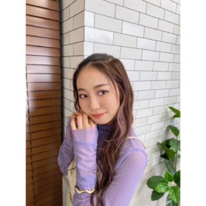 Chika Anzai Instagram - 【響け！ユーフォニアム3】
ED主題歌「音色の彼方」発売記念インターネットスタンプ押し会🎺

ありがとうございました！！！

初めてのスタンプ押し会…！！！
最終的にともよがアシストしたあやちゅ先生のデザイン性が爆発した最高の押し会でした🤣
楽しかった〜！！

当選した100名の皆様おめでとうございます🎊

音色の彼方のお話や、作品のお話もしました！
ぜひまだ観てない方はアーカイブでご覧ください🌟

次は12話の放送ですね！
お楽しみに…😭

📷
①②みんなと〜🫶

③練習で押した未来に帰りそうなチューバくん😇

④⑤⑥萌絵が撮ってくれたよ〜❤️

hairmake @smode_shinobu 

style @shingo_tsuno 

#ユーフォ3期
#anime_eupho
#音色の彼方
#黒沢ともよ
#朝井彩加
#豊田萌絵
#安済知佳