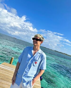 Chinawut Indracusin Instagram - Heaven on Earth 🏝️

@discoversoneva #sonevajani #themarcompro