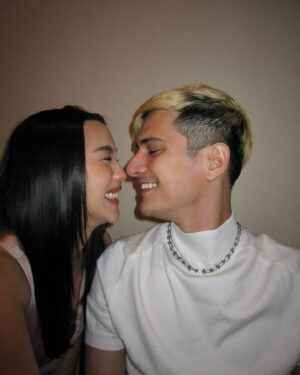 Chinawut Indracusin Instagram - Love loving you :) Happy valentines baby💖