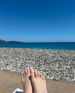 Ching-Tien Li Instagram - 南法
推薦 請好好待在尼斯海邊（就可以了）

沒下水沒下水沒下水 害怕