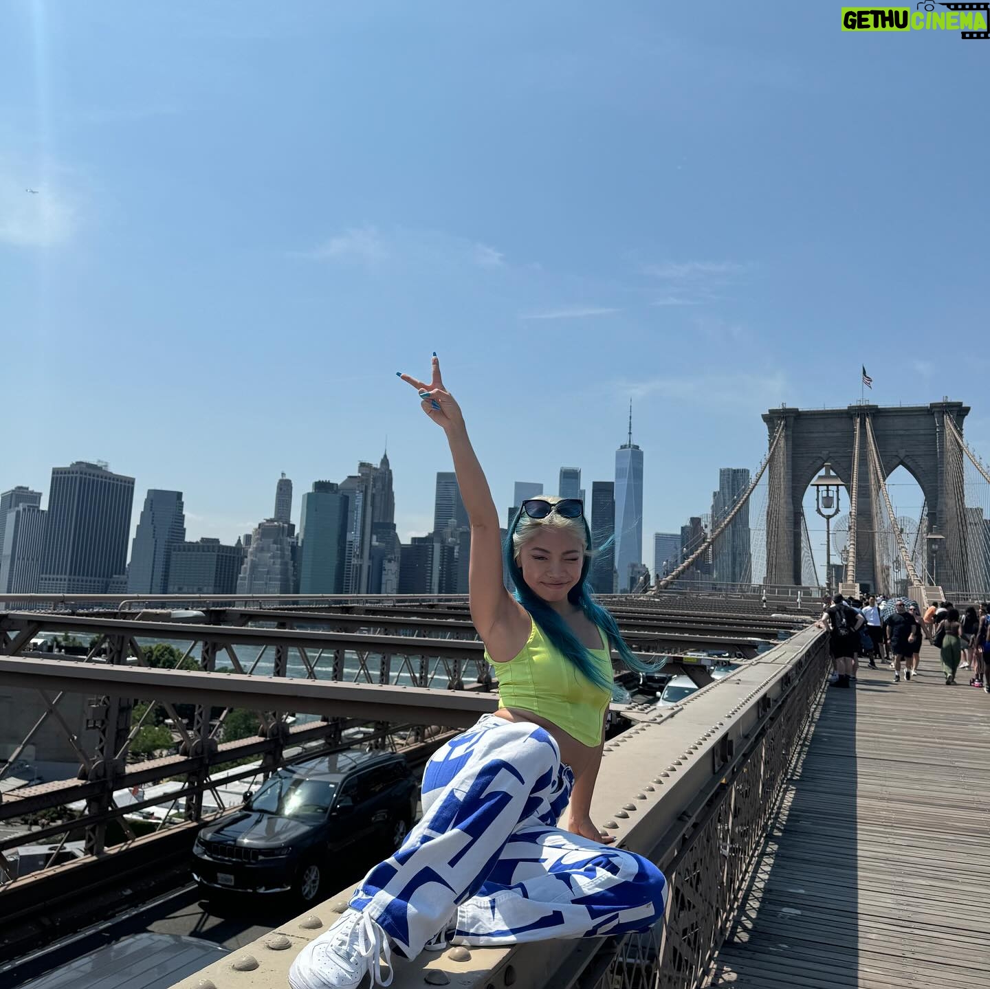 Chise Ninja - 2.2K Likes - Back to NYC ❤️🔥OHAYOOOOOO!!!!!
Imma stay here until summer END!
#nyc #summervibes #brooklyn #chiseninja #japannese