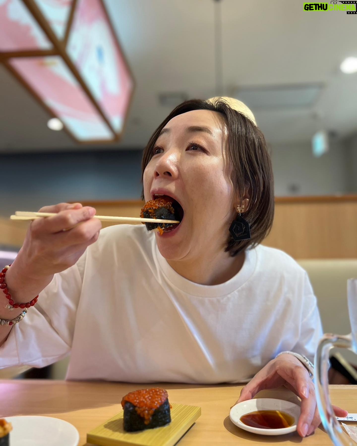 Chisun - 230 Likes - 🍣回転寿司🍣
いくら盛り盛り
#いくら好き
#回転寿司
#やまと