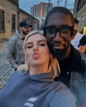 Chloe Burrows Instagram - Hopefully you’ve all seen it so this isn’t a spoiler but that’s a wrap!!!! Thank you so much to @sidemen and everyone involved for the maddest week eva!!!!!!!!! 
Still can’t believe I won lmao - also thank you to everyone who watched and kept up with the series 💖💖💖
