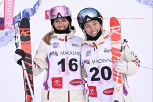 Chloé Dufour-Lapointe Instagram - Vraiment fière de mon week-end à Tremblant et de mes résultats! ✨ J'ai atteint la finale à deux reprises, en plus de faire mon premier Top 8 cette saison! C'est toujours un plaisir de skier ce beau parcours et de braver le froid du Québec! ❄️ Merci pour tous vos mots d'encouragement cette semaine. C'est maintenant le temps de partir pour Deer Valley. ✈Il reste encore deux dernières courses avant la fin des sélections olympiques et je vais continuer cette belle progression et tout donner jusqu'au bout! 🤍
.
Really proud of my weekend at Tremblant and my results! I reached the final twice, in addition to making my first Top 8 this season! It is always a pleasure to ski this beautiful course and to brave the cold of Quebec! Thank you for all your words of encouragement this week. Now is the time to leave for Deer Valley. There are still two last races before the end of the Olympic selections and I will continue this great progression and give everything to the end!
.
📸: @bernardbrault 
🤝: @rossignolracing @oakleyskiing @rbc @canfund @auclairsports @fulltiltboots @girosnow @leki.canada
