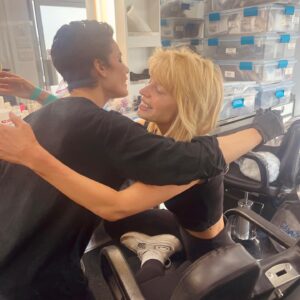 Chloe Farnworth Instagram - @iamhalsey your one of the most kindest and genuine humans I’ve ever worked with!! ❤️ Can’t wait to work with you again and for more tattoos!! ☺️ xxx #TabbyandAmber #maxxxine #a24 #maxxxinemovie