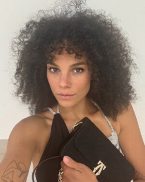 Chloé Leenheer Instagram - Just wrapped up a stunning edition of Amsterdam Art Week! The highlight was undoubtedly the @amsterdam.art X @cartier X @stedelijkmuseum and the open studios at the @rijksakademie 
I also had the privilege to attend an exclusive private collection preview. Despite having to pull my outfits from moving boxes, it was a fantastic week. Looking forward to next year!
