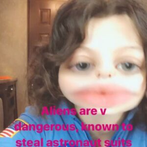 Chloë Levine Instagram - Me in my @trinkets trailer being a very serious actor.