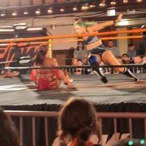 Chloe Smith Instagram - Dani Luna connects with a clothesline in the corner on Miyuki Takase, followed by a suplex and a sitout clothesline as she challenges for the Women's World Championship at Deadlock Pro Wrestling Live 6 inside of the Logan Square Auditorium in Chicago, IL. From June 16, 2024.

To view DPW shows check out DPWondemand.com.

📸 @CheapheatSpotfest

Filmed on Pixel 8 Pro
Edited on CapCut 

#Wrestling #ProWrestling #DPW #Chicago #LoganSquare
#DaniLuna #
