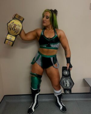 Chloe Smith Instagram - UNDISPUTED BRITISH WOMEN'S CHAMPION
Dani doesn't die.