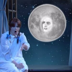 Chloe Troast Instagram - something i made in 2023
🌝🙇‍♀️Little Orphan Cassidy🙇‍♀️🌝
.
.
kings @streeterseidell and @mikeyfuntime on the pen, and @elijahjams king music man, 
@meatbrickmolly as king pippinstuffs, @chloeiscrazy as king orphan baby, and @tchalamet as king moon 
bless up 🙏
