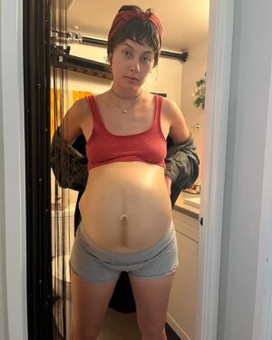 Chloe Van Landschoot Instagram - Belly from Helly. 🍝 miss  my punky Sara, her appendage , the heartburn it gave me and all the Son of Sara beauty souls that made @yarrumhm’s fever dream of a Queer horror film come life🥹.